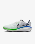 Nike Vomero 17